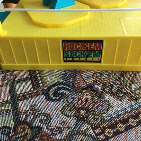 ROCK em SOCK em Robots game - Picture 3 of 4